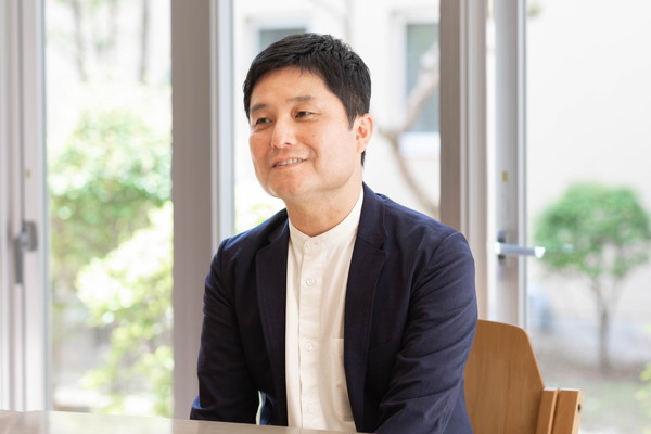 外国人介護士写真